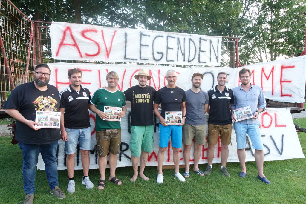 v.l. Johannes Mäckl, Matthias Daniel, Andreas Wagner, Johannes Grundler, Josef Kammermeier, Maximilian Fellinger, Markus Mandl, Matthias Liebl