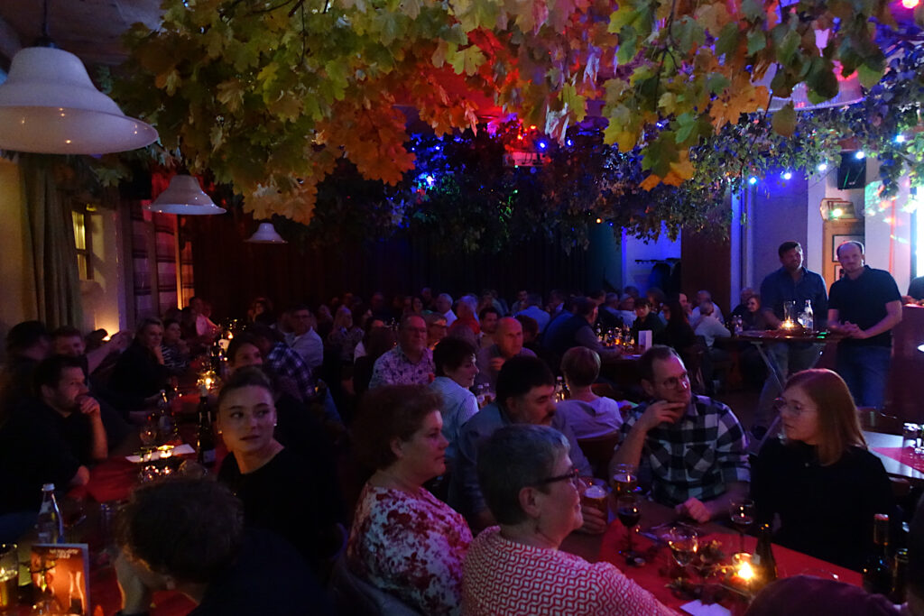 Weinseeliger Abend beim ASV Steinach